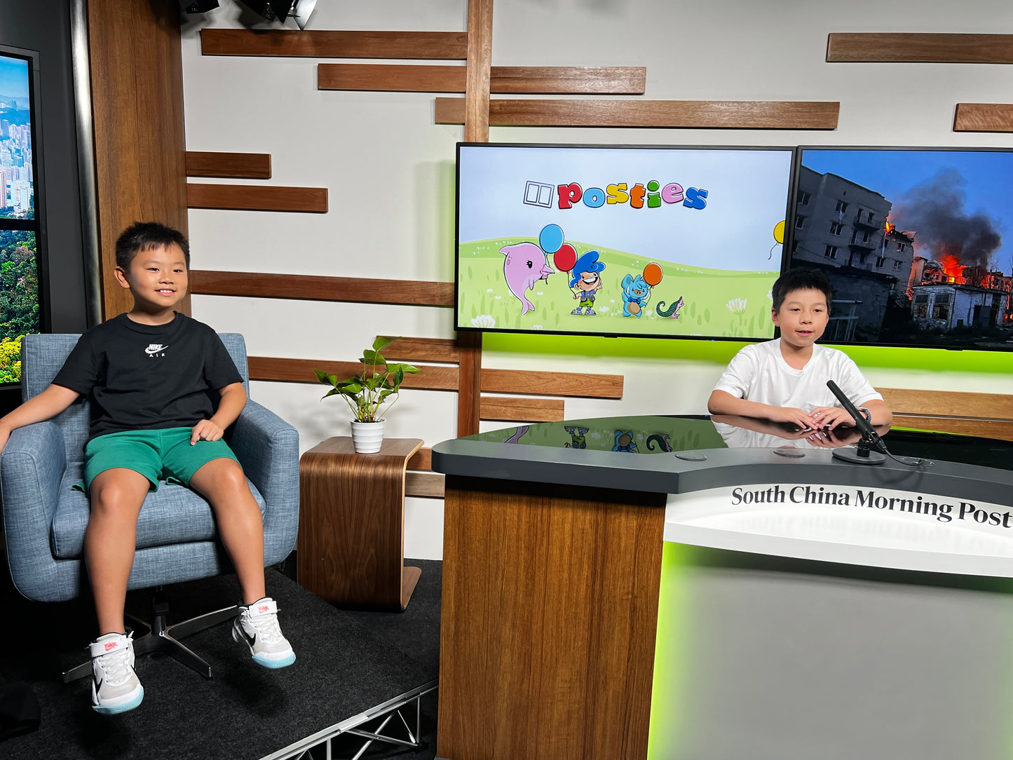 Christmas Junior News Anchoring Experience | 聖誕新聞小主播體驗 (Aged 6-8)