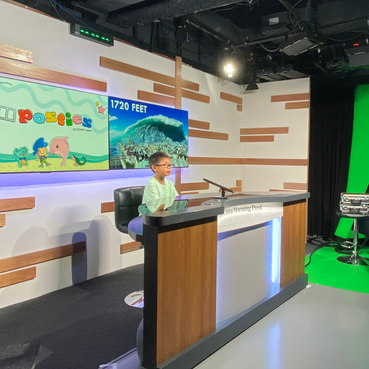 Christmas Junior News Anchoring Experience | 聖誕新聞小主播體驗 (Aged 6-8)