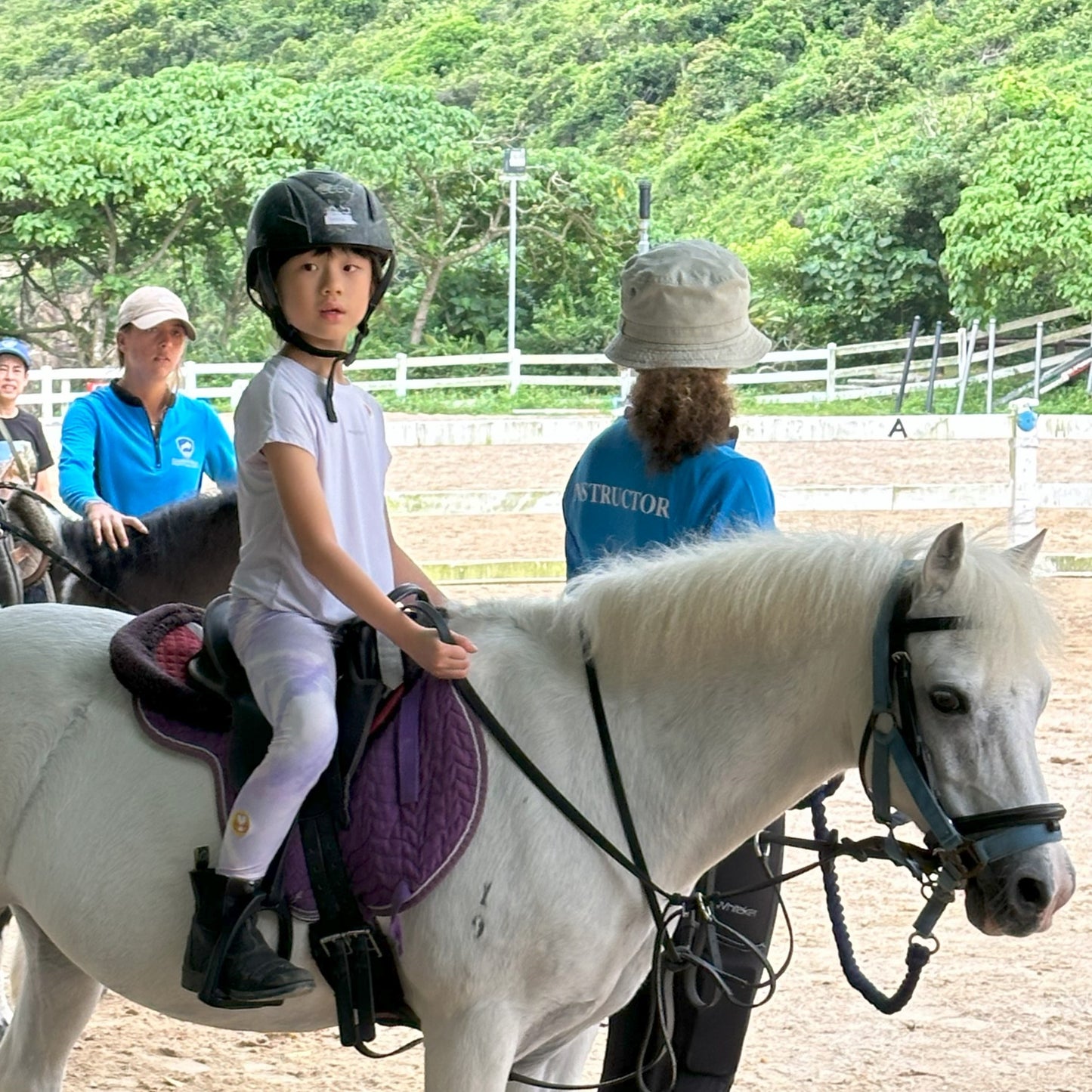 Festive Fun with Ponies (2 Days) | 小馬聖誕樂兩天日營 (Aged 9-12)