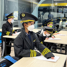 Load image into Gallery viewer, Little Captain | 小小機長體驗營 (Ages 8-13)
